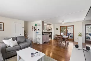 76 Magnolia Dr, New Providence, NJ 07974 - Photo 6