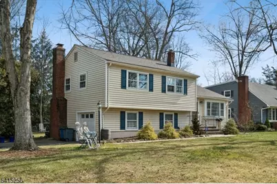 76 Magnolia Dr, New Providence, NJ 07974 - Photo 2