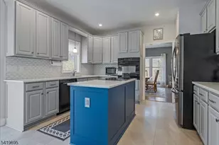 45 Old Creamery Rd, Andover Township, NJ 07821 - Photo 12