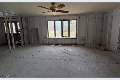 1284 State Rt 23, Wantage, NJ 07461 - Photo 20