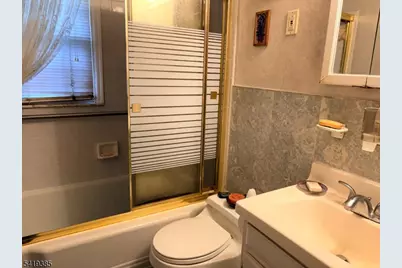 150 Beverly Hill Rd, Clifton, NJ 07012 - Photo 8