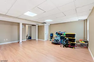 20 Pond Ct, Hillsborough Township, NJ 08844 - Photo 22