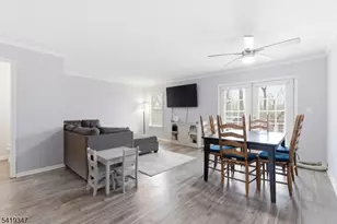 20 Pond Ct, Hillsborough Township, NJ 08844 - Photo 10