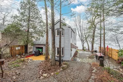 239 E Shore Lake Owassa Rd, Frankford Township, NJ 07860 - Photo 2