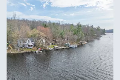 239 E Shore Lake Owassa Rd, Frankford Township, NJ 07860 - Photo 20