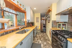 239 E Shore Lake Owassa Rd, Frankford Township, NJ 07860 - Photo 8