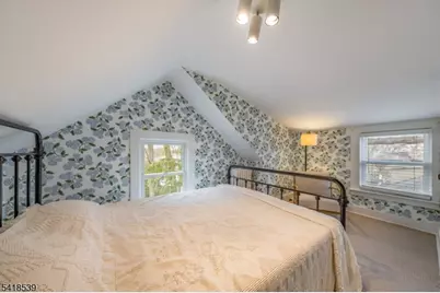133 Buckingham Rd, Montclair, NJ 07043 - Photo 20