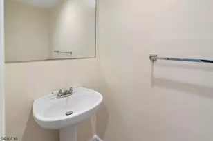 1 Lyons Pl, Morristown, NJ 07960 - Photo 20