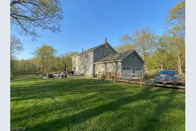 9 Old Traveled Way, Roxbury Township, NJ 07852 - Photo 2