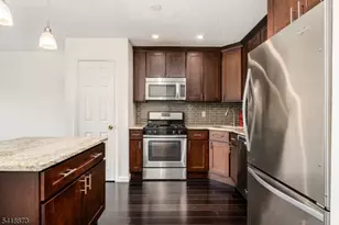 11 Colton Cir, West Orange Township, NJ 07052 - Photo 2