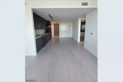 258 S Harrison St, East Orange, NJ 07018 - Photo 2