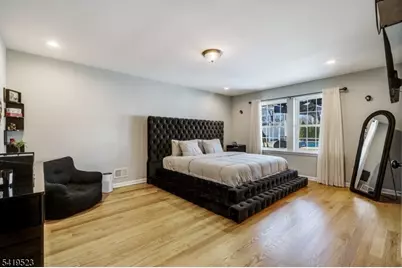 1718 W 4th St, Piscataway Township, NJ 08854 - Photo 10