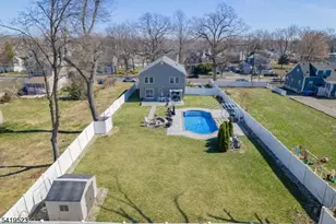 1718 W 4th St, Piscataway Township, NJ 08854 - Photo 28