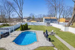 1718 W 4th St, Piscataway Township, NJ 08854 - Photo 26