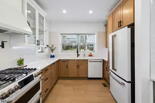 33 Oakview Ave, Maplewood, NJ 07040 - Photo 12