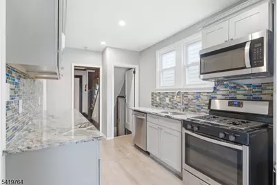 1985 Ostwood Ter, Union Township, NJ 07083 - Photo 4