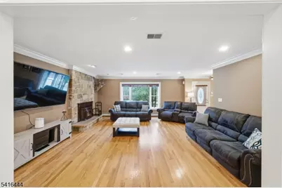 2 Old Orchard Rd, Mendham Township, NJ 07960 - Photo 10