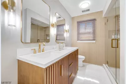 4 Michele Ct, Wayne, NJ 07470 - Photo 34