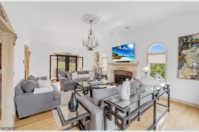 4 Michele Ct, Wayne, NJ 07470 - Photo 12