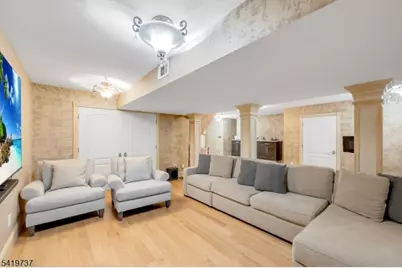 4 Michele Ct, Wayne, NJ 07470 - Photo 38