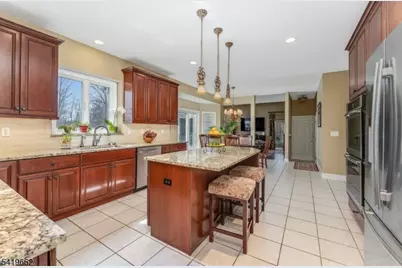 34 Milestone Dr, Raritan Township, NJ 08551 - Photo 14