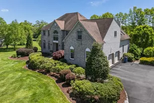 34 Milestone Dr, Raritan Township, NJ 08551 - Photo 2