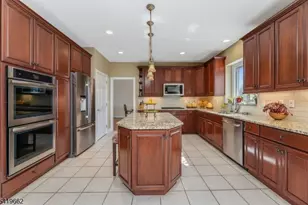 34 Milestone Dr, Raritan Township, NJ 08551 - Photo 12