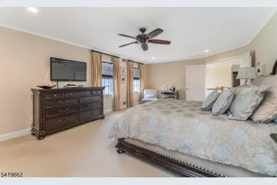 34 Milestone Dr, Raritan Township, NJ 08551 - Photo 16