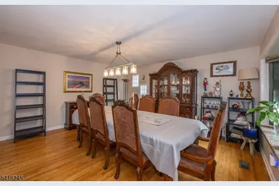 35 Turnberry Rd, Little Falls Township, NJ 07424 - Photo 10