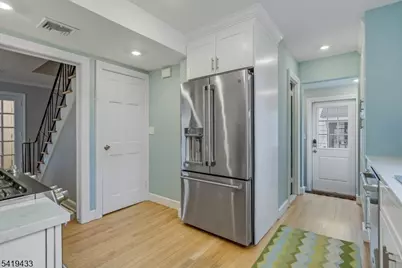 4 Rynda Rd, Maplewood, NJ 07040 - Photo 18