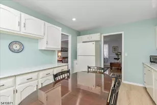 11 Dorr Rd, New Providence, NJ 07974 - Photo 10