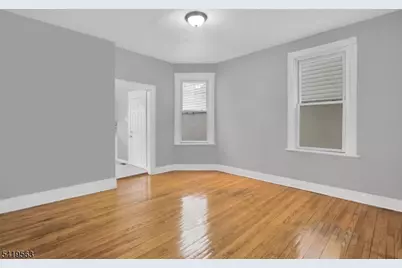 106 S 11th St, Newark, NJ 07107 - Photo 8