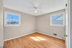 24 Carolyn Rd, Belleville, NJ 07109 - Photo 10