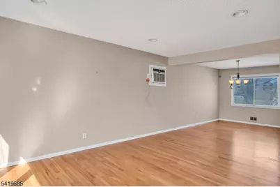 24 Carolyn Rd, Belleville, NJ 07109 - Photo 6