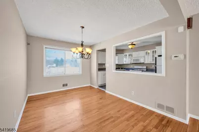 24 Carolyn Rd, Belleville, NJ 07109 - Photo 2