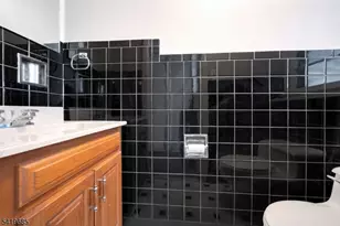 24 Carolyn Rd, Belleville, NJ 07109 - Photo 14