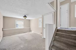 24 Carolyn Rd, Belleville, NJ 07109 - Photo 16