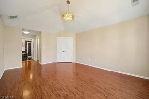 915 Kensington Ln, Livingston, NJ 07039 - Photo 22
