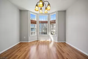 915 Kensington Ln, Livingston, NJ 07039 - Photo 10