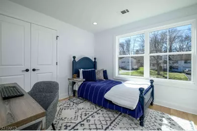 32 W McClellan Ave, Livingston, NJ 07039 - Photo 22