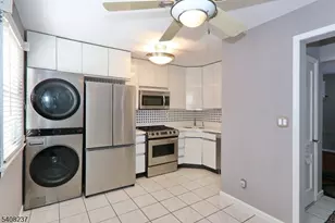 5 Bash Ford-F, Union Township, NJ 07083 - Photo 4