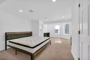 38 Morris St, Morristown, NJ 07960 - Photo 8