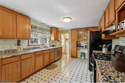 516 Monroe St, Hackettstown, NJ 07840 - Photo 16