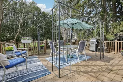 516 Monroe St, Hackettstown, NJ 07840 - Photo 8