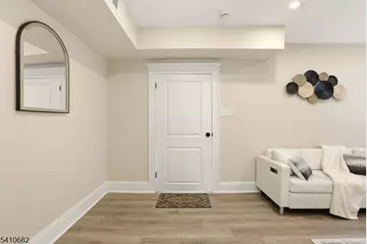 143 Smith St, Newark, NJ 07106 - Photo 6