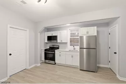 790 S 14th St, Newark, NJ 07108 - Photo 16