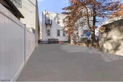 790 S 14th St, Newark, NJ 07108 - Photo 26