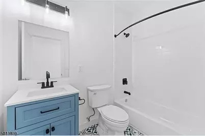 246 Cortlandt St #2, Belleville, NJ 07109 - Photo 6