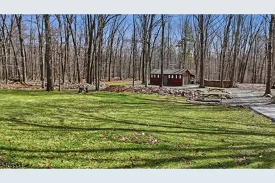 15 Copeley Rd, Hampton Township, NJ 07860 - Photo 36