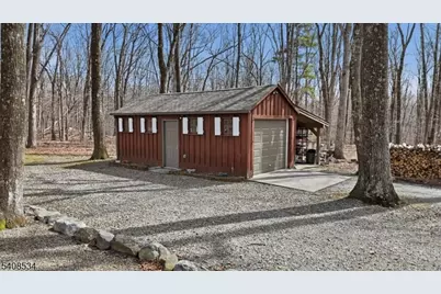 15 Copeley Rd, Hampton Township, NJ 07860 - Photo 38